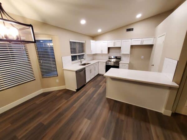 Gilbert, AZ LVP Flooring & Base Installation